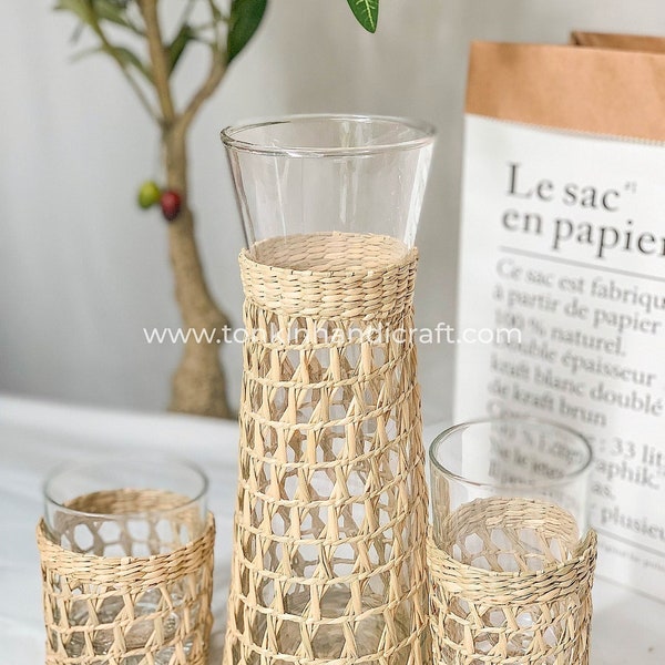 Bistro Carafe, Seagrass-Wrapped Pitcher, 900ml Juice Jug, Handmade Pitcher Woven Seagrass Wrapped Glassware Housewarming gift, Gift for her