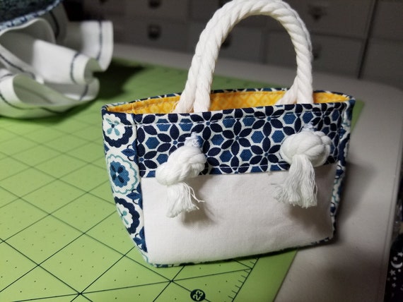 american girl doll tote bag