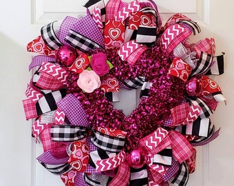 Valentine's Day Wreath For Front Door, Valentine Hearts Wreath, Valentine Door Decor ,Valentine Decor, Wreath for Valentine, Heart Wreath.