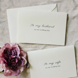 À mon mari le jour de notre mariage, à ma femme le jour de notre mariage, des cartes imprimées le jour de notre mariage