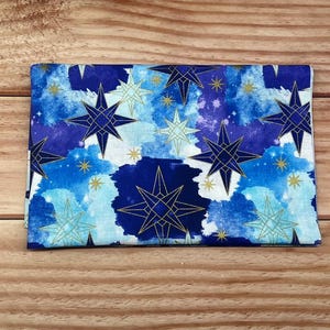 Celestial Fat Quarter-paket ***SISTA PÅFYLLNINGEN AV PAKETER*** – 6-delat Galaxy-quiltset i bomull – Tygkollektion med måne, stjärna och natthimmel 8 point stars