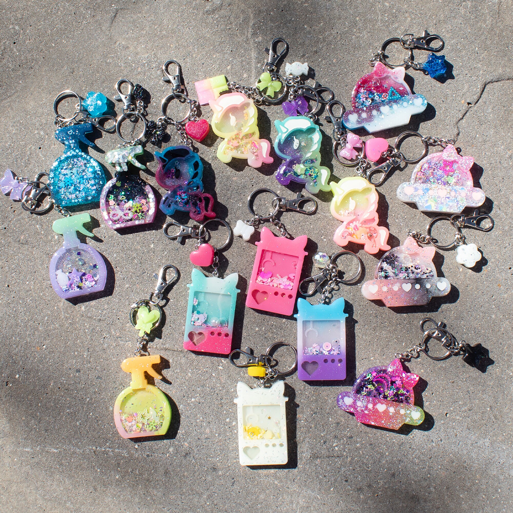 Resin Shaker Keychains Quadruple Etsy