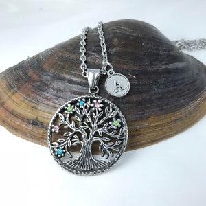 Collar de árbol de la vida con diamantes de imitación de colores, collar de árbol de la vida redondo con monograma, collar con personalidad inicial, collar con letras, elija la letra A a la Z
