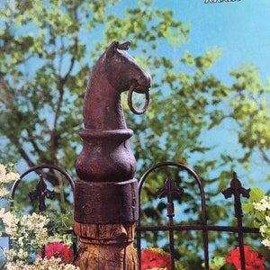 1966, Número vecino de la revista &quot;Ideals&quot; con poemas, imágenes e ilustraciones