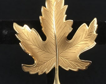 Vintage, unmarked, gold-tone metal, leaf brooch