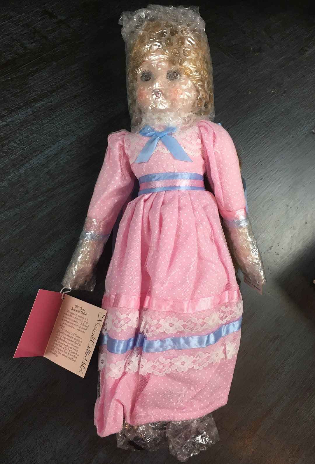 人形 ANTIQUE MUSICAL DOLL PORCELAINS Vintage porcelain musical doll,20' tall music box | Josmoon