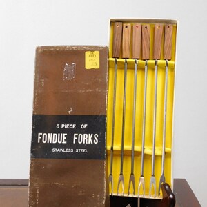 6 Stück, Edelstahl Fondue Gabeln mit "Domino-Style" Holzgriffen, in Original Box