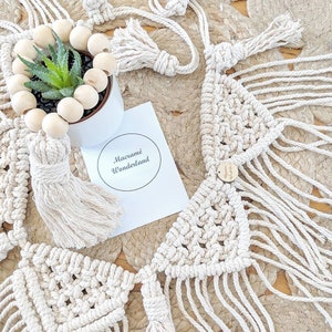 Macrame Bunting / Macrame Garland -available in multiple colours