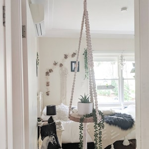 Macrame Hanging Shelf Macrame Shelf Macrame Floating Shelf Hanging Planter Macrame Plant Hanger Double Macrame Plant Holder imagem 4