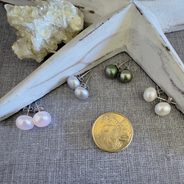 Freshwater pearl studs/stainless steel posts/pink pearl/green pearl/grey pearl/white pearl/brown pearl/light grey pearl/freshwater pearl