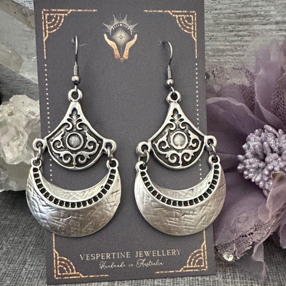 Trendy silver earrings discount