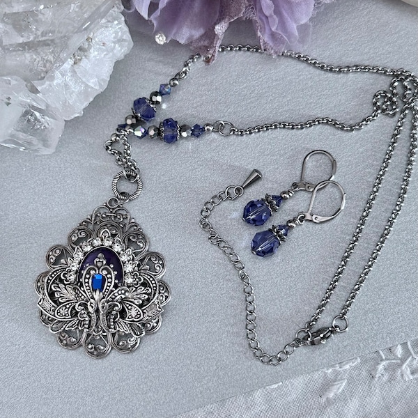 Swarovski PURPLE necklace/Swarovski Tanzanite earrings/statement pendant necklace and earring set/Australian seller/vintage style