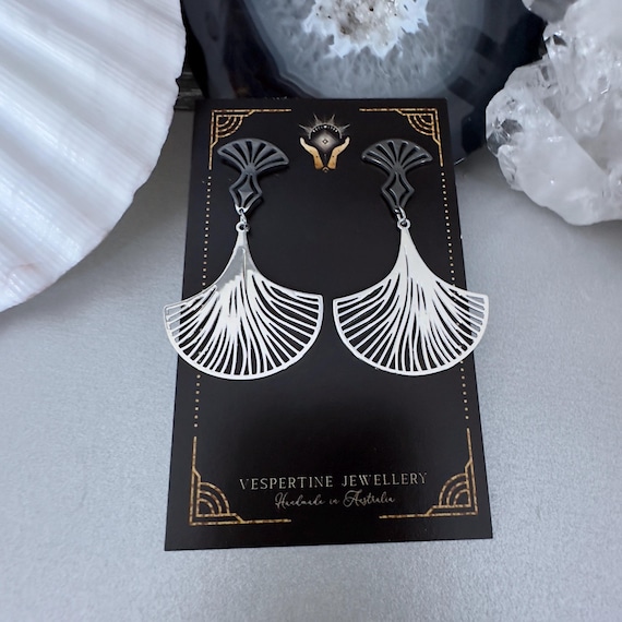 Clataly - Ensemble Bijoux Femme Collier & Boucles D’oreilles Feuilles De Ginkgo 3D | Perles Simulées Argent Métallique | Réglable, élégant Pour Soirée Ou Quotidien - 9