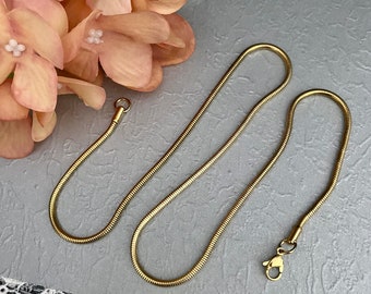 Gold Stainless 50cm Steel Snake Chain: Pendant Necklace,