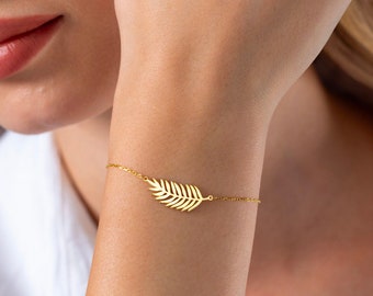 14K Gold Leaf Bracelet , Gift For Her, Custom Bracelet, Christmas gift, Birthday Gift, Leaf Bracelet, Birthday Gift