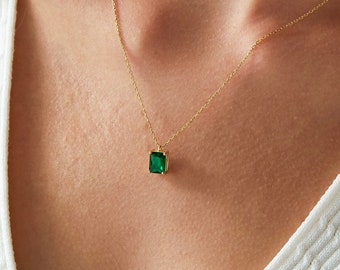 14k Gold Emerald Necklace, Minimalist Necklace, Personalized Necklace, Christmas Gift, Dainty Emerald Birthstone Jewelry, Gifts for her