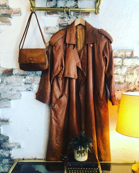 Vintage Leather Trenchcoat