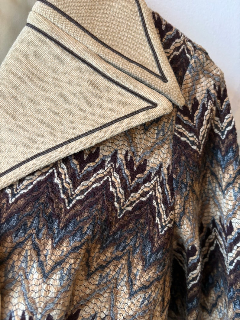 Vintage 70s zigzag wool blazer image 4