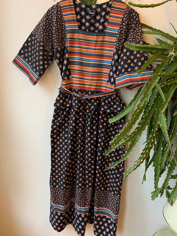 Vintage 70s bohemian cotton flower dress