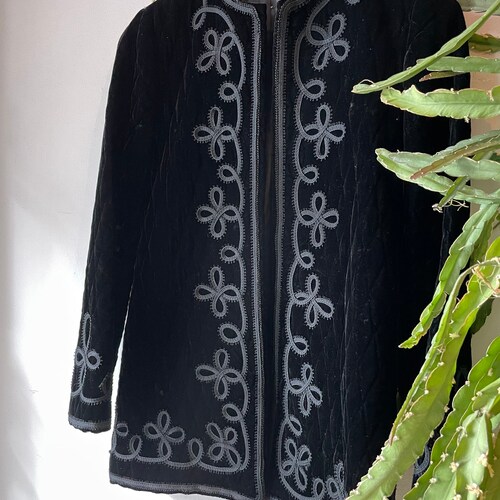 Vintage 70s bohemian Embroidered quilted shops blazer