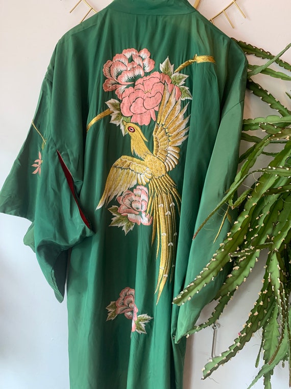 Vintage Embroidered green kimono