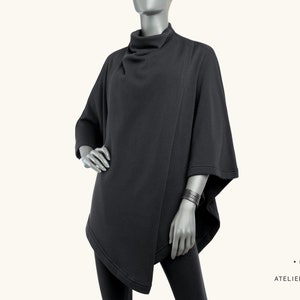 Unisex Black Poncho Black Cape Gender Neutral Poncho Handmade in Berlin Gender fluid clothing. zdjęcie 7