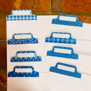 4 Stück Royal Blau Laminierte Klebelaschen | Lesezeichen | Seitenlaschen | Index Tabs | Divider für deinen Planer, Journale, Notizbücher, Bücher etc!