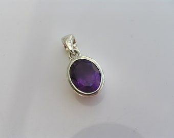 AMETHYST - Anhänger facettiert in 925er Silber gefasst