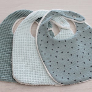 Double gauze or honeycomb cotton baby bib, birth gift, green bib, heart bib, sold individually