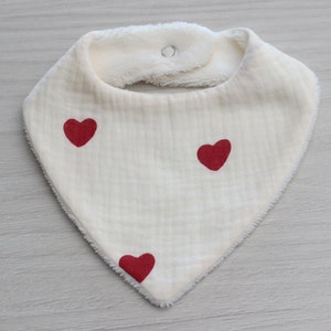 Bavoir bandana ou grand bavoir double gaze pour bébé, cadeau de naissance, motif coeur, vendu à lunité Bavoir bandana