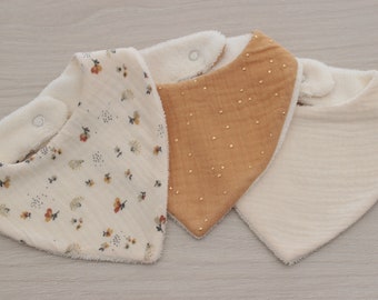 Double gauze bandana bib for baby, birth gift, gold weight bib, hedgehog pattern bib, plain bib, sold individually