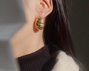 25mm 18K Gold Plated Chunky Croissant Hoops (A Pair), Gold Dome Hoop Earrings, Chunky Textured Hoops, Statement Hoops, Croissant Hoops