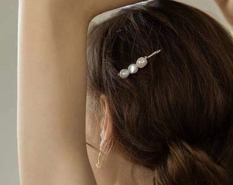 Wedding Hair Clip, Freshwater Baroque Pearl Hair Clip in Gold or Silver, Genuine Pearl Barrette, Bridesmaid Gifts, Hen Do Barrette Gift