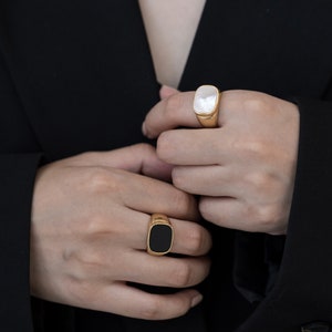 18K Gold Plated Mother-of-Pearl Ring, Chunky Gold Ring, Black Pax Ring, Signet Ring, Black Onyx Ring, Stacking Ring, Gift for Her SR0001 image 5