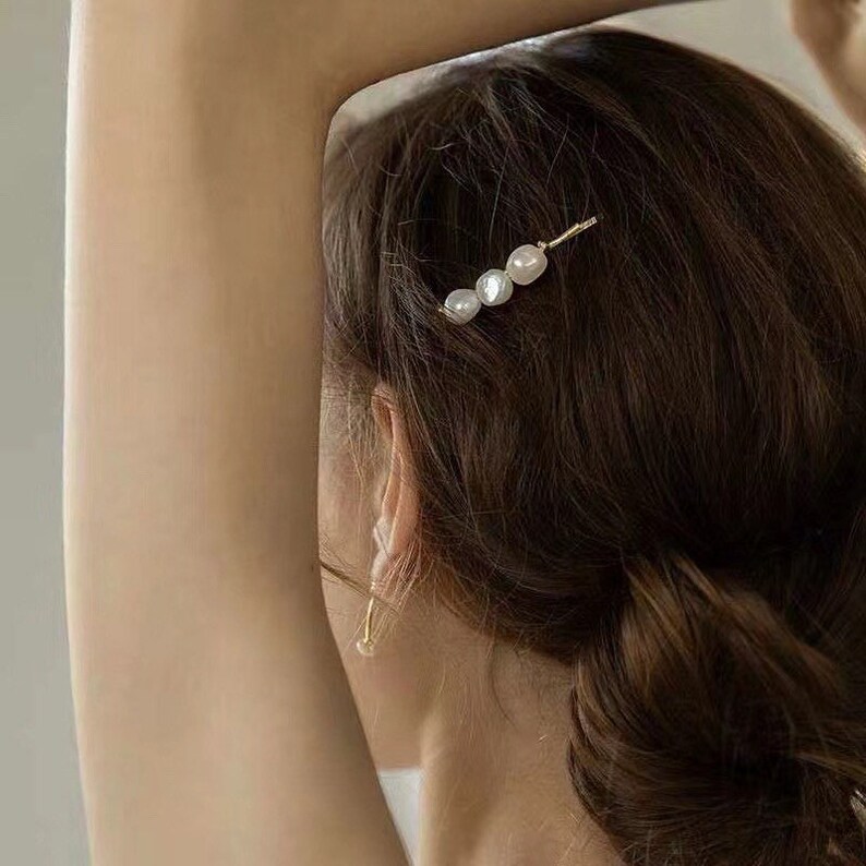 Freshwater Baroque Pearl Hair Clip in Gold or Silver, Genuine Pearl Barrette, Wedding Hair Accessory, Bridesmaid Gifts, Hen Do Barrette Gift image 2