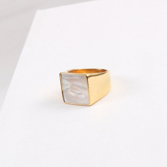 18K Gold Plated Mother-of-Pearl Ring, Chunky Black Pax Ring – The Little  Statement