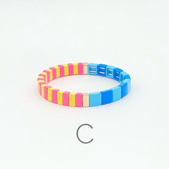 how to put c clips on loom bracelets｜TikTok Search