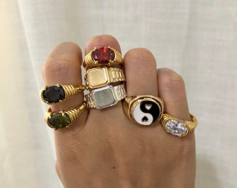 Vintage 18K Gold Plated Sparkly CZ Stone Four-Claw Ring, Ruby Band Ring, Stacking Ring, Emerald Stone Band, Colorful Crystal Band