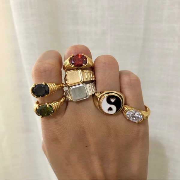 Vintage 18K Gold Plated Sparkly CZ Stone Four-Claw Ring, Ruby Band Ring, Stacking Ring, Emerald Stone Band, Colorful Crystal Band