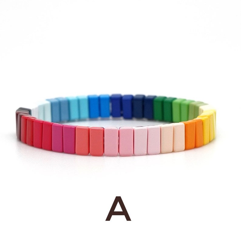 Pride Month Armband, schmales Regenbogen-Emaille-Fliesenarmband, Colorblock-Armbänder, Fliesenperlen-Armbänder, dehnbare Stapelarmbänder A