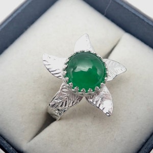Green Jade Sterling Silver Leaf Ring: Adjustable Statement Jewelry