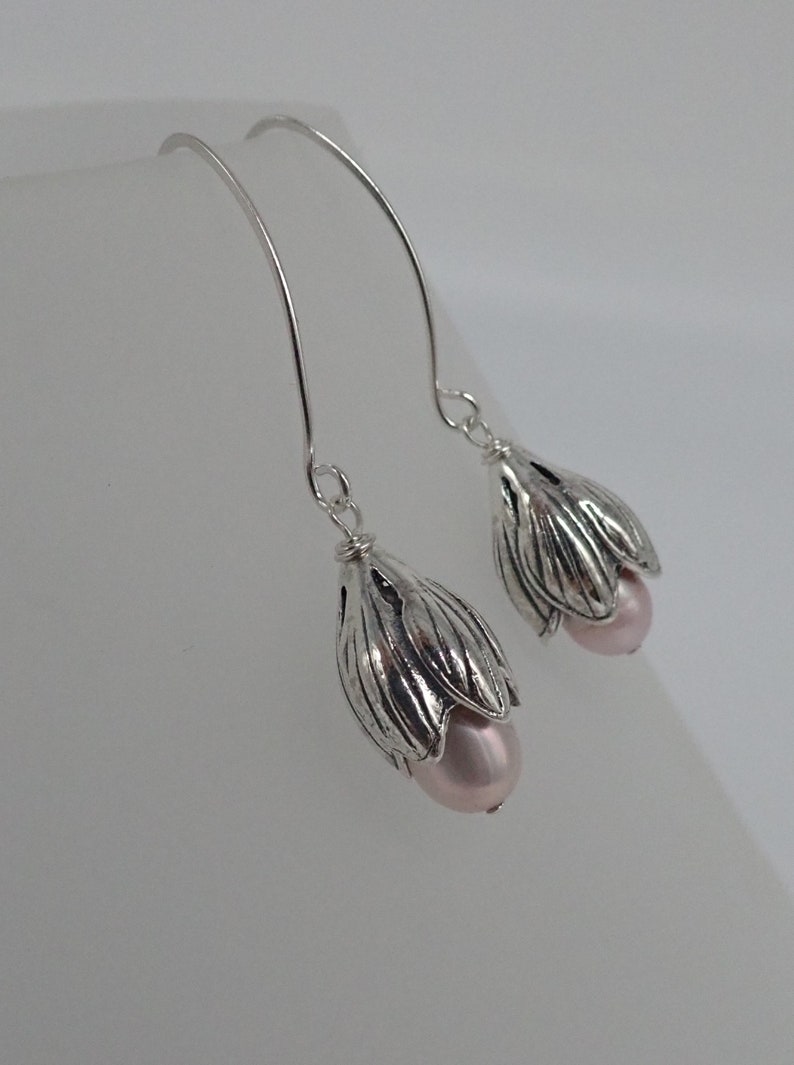 Fine silver and pearls dangling earrings Lily of the valley
