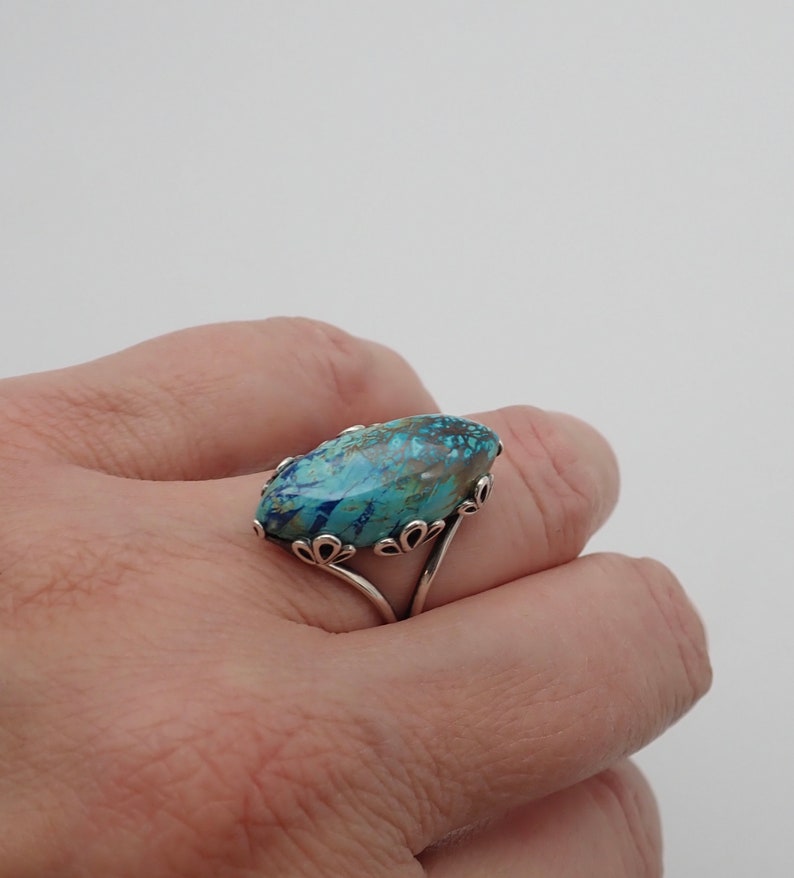 Blue azure. Blue Azurite and antiqued sterling silver ring