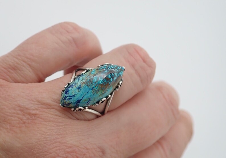 Blue azure. Blue Azurite and antiqued sterling silver ring