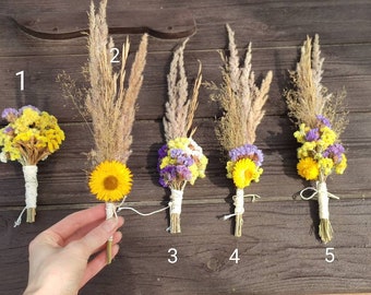 Pequeño ramo de flores secas