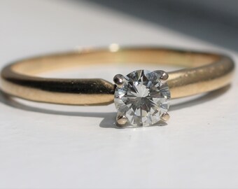 Round Diamond Solitaire Engagement Ring 14K Yellow Gold 0.34 CTW VS2 Clarity H Color (EJ-87)