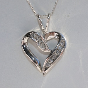 Open Heart Diamond Pendant Necklace in 10K White Gold, Elegant Jewelry Gift for Her, Dainty Heart Necklace with Diamond (EJ-99)