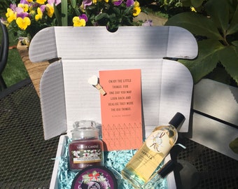 The Love Box Pamper gift box for her