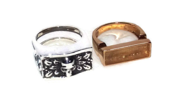 Gothic jewelry gold on silver two tones bikers skull ring Secret Compartment Skull Ring