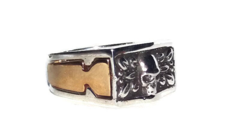 Gothic jewelry gold on silver two tones bikers skull ring Secret Compartment Skull Ring